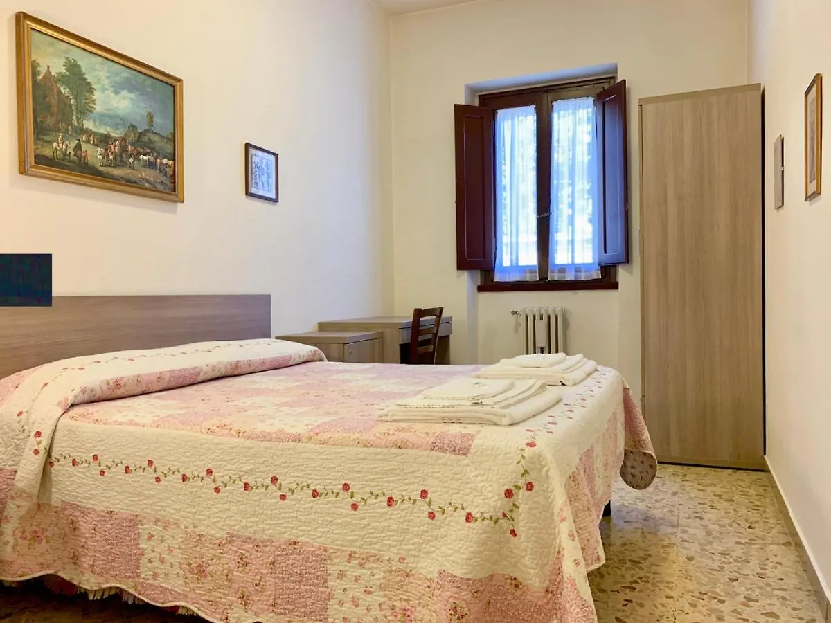 Bed and Breakfast Casa Per Ferie Regina Santo Rosario Florenz 0*,
