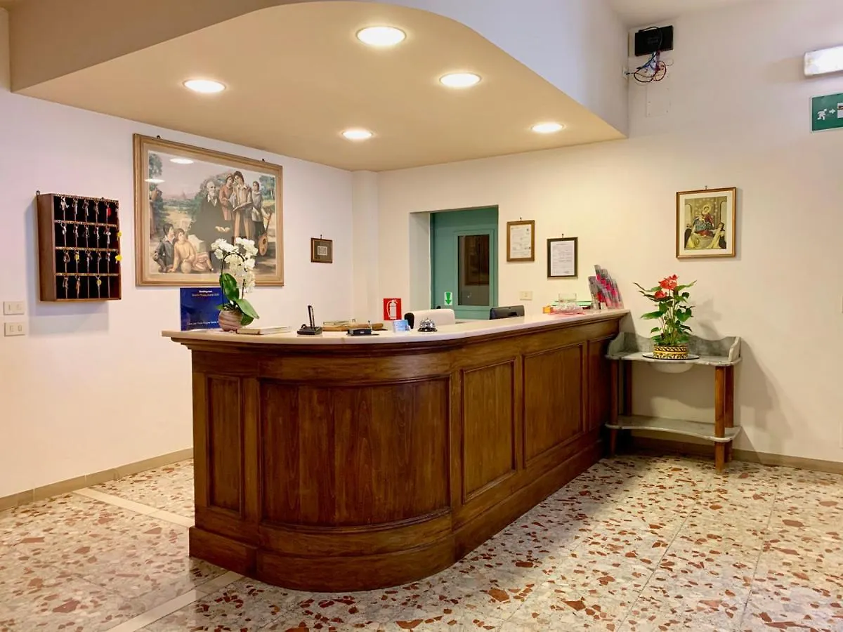 Casa Per Ferie Regina Santo Rosario Bed & Breakfast Florence 0*,